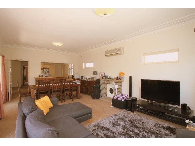 97 Hawthorne Avenue, Chatswood NSW 2067