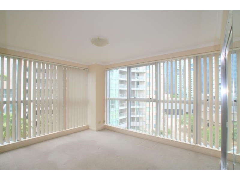 705/2B Help Street, Chatswood NSW 2067