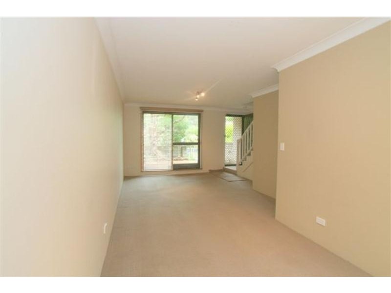 8/19 Taranto Road, Marsfield NSW 2122