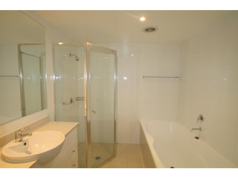 522/2 Lachlan Street, Waterloo NSW 2017