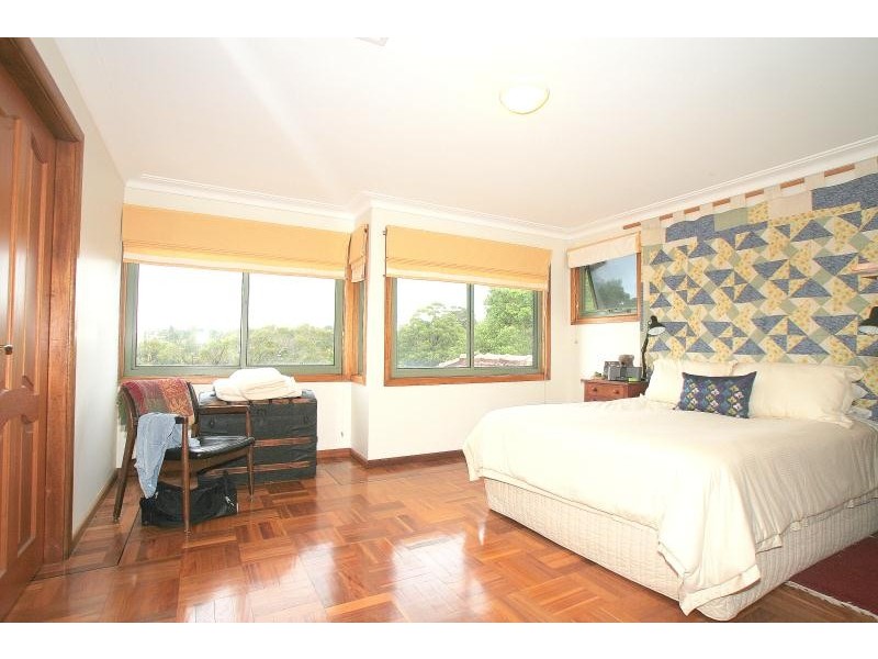 32 Griffith Avenue, Roseville Chase NSW 2069