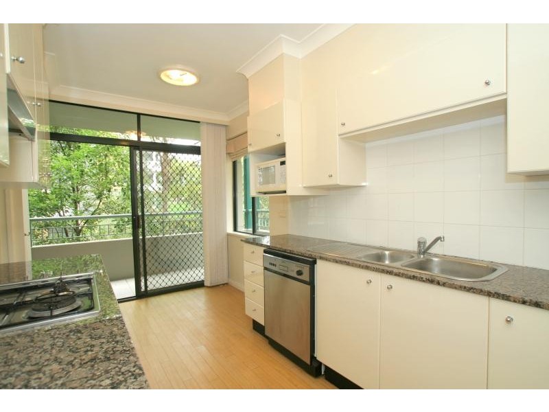 301/10 Freeman Road, Chatswood NSW 2067