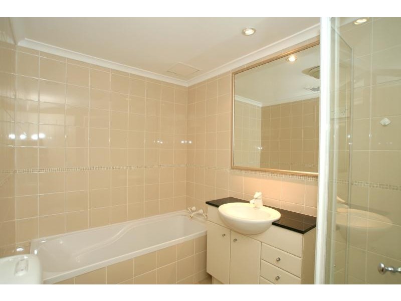 301/10 Freeman Road, Chatswood NSW 2067