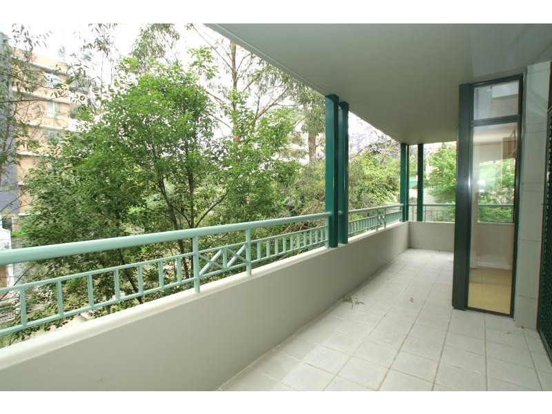 301/10 Freeman Road, Chatswood NSW 2067