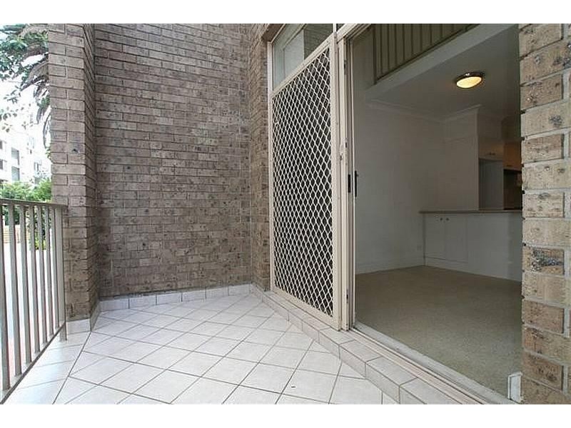 16/5 Help Street, Chatswood NSW 2067