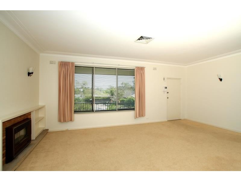 13 Warrawee Avenue, Castle Cove NSW 2069