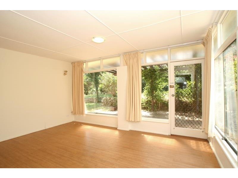 13 Warrawee Avenue, Castle Cove NSW 2069