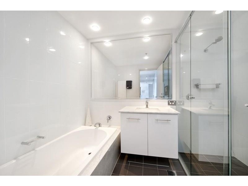 2102/11 Railway Street, Chatswood NSW 2067