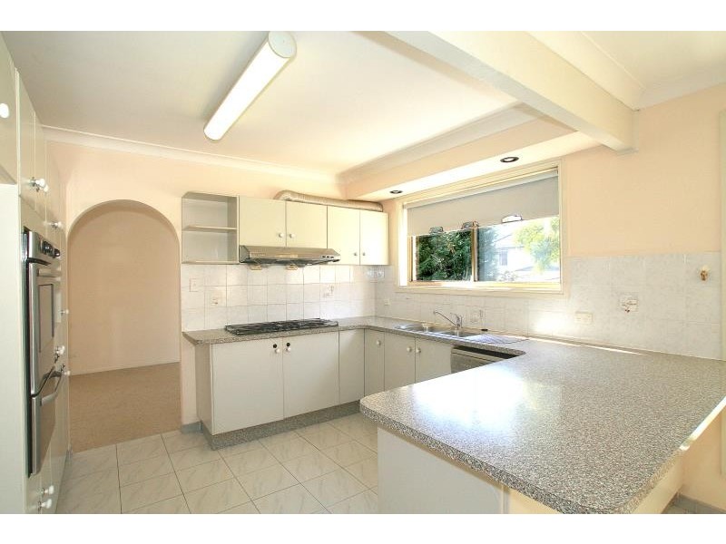 21 Rutland Avenue, Castlecrag NSW 2068