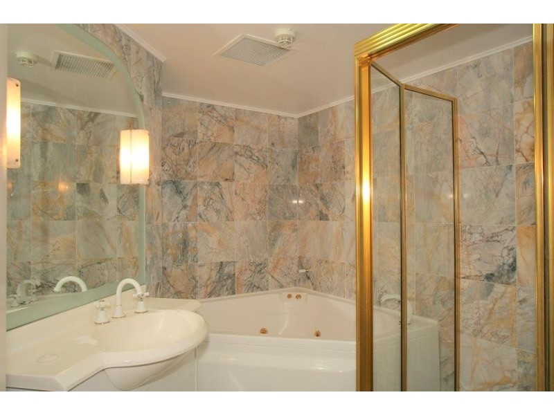 8B/1 Francis Road, Artarmon NSW 2064