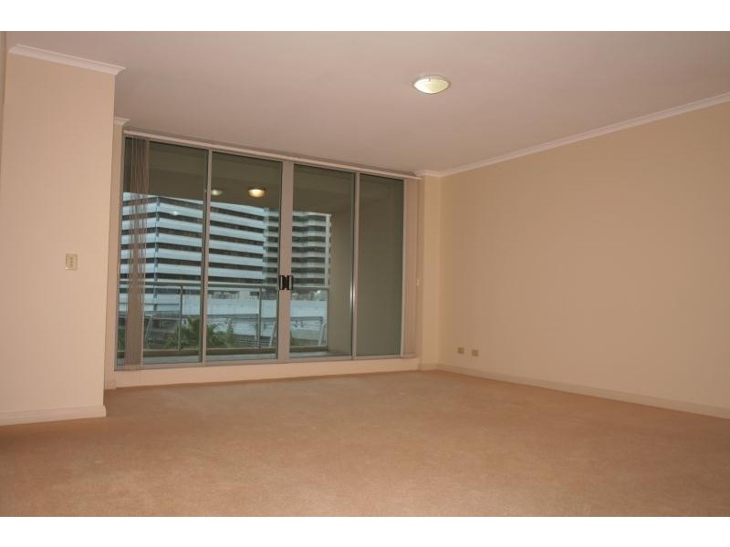 616/2A Help Street, Chatswood NSW 2067