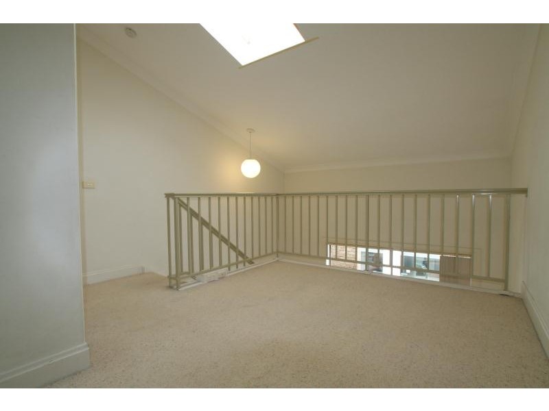 18/5 Help Street, Chatswood NSW 2067