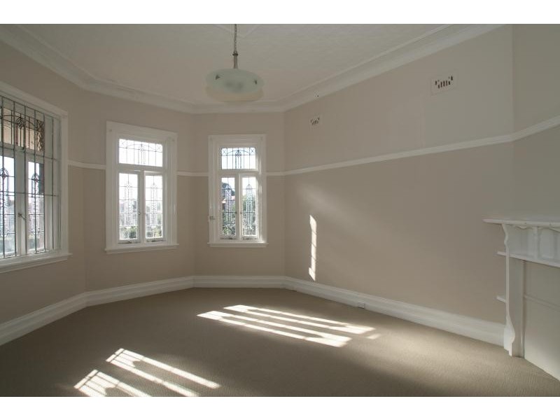 8 Waratah Street, Chatswood NSW 2067