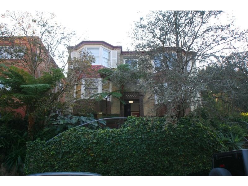 2/14 Bradly Avenue, Kirribilli NSW 2061