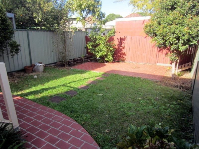 2/12 Miller Street, Petersham NSW 2049