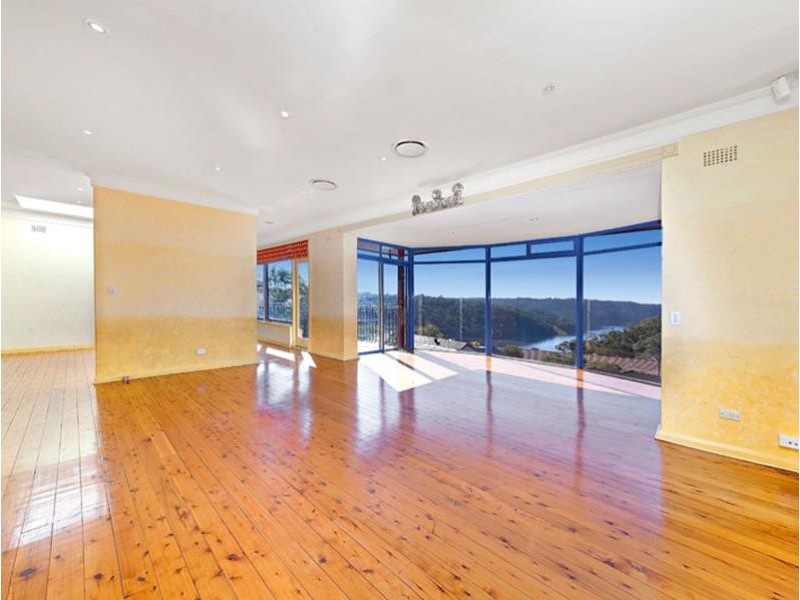 8 Amaroo Avenue, Castle Cove NSW 2069