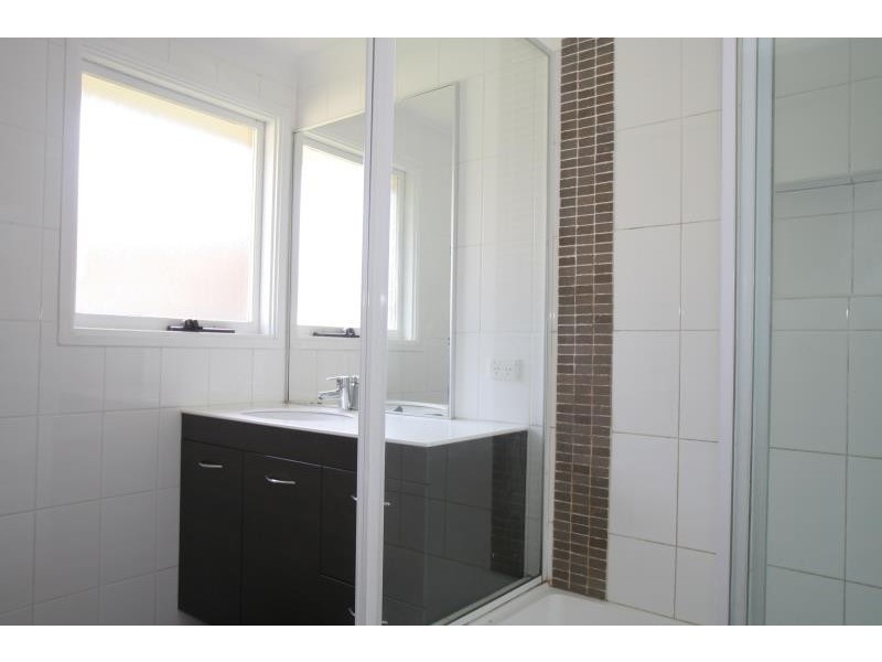 219 Madagascar Drive, Kings Park NSW 2148