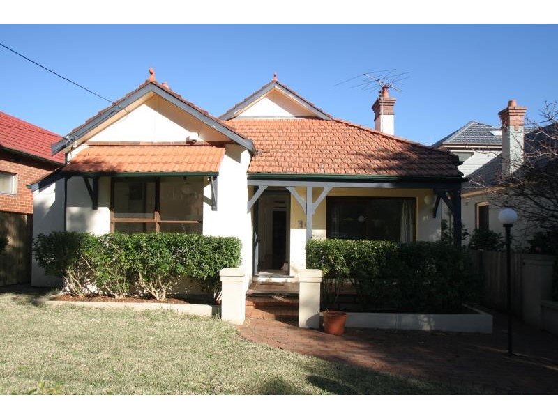 12 Hudson Avenue, Willoughby NSW 2068