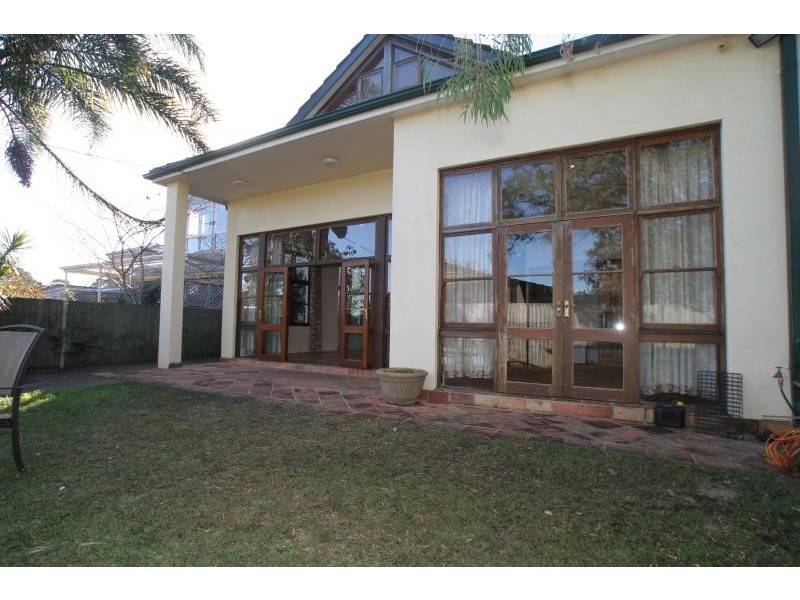 12 Hudson Avenue, Willoughby NSW 2068