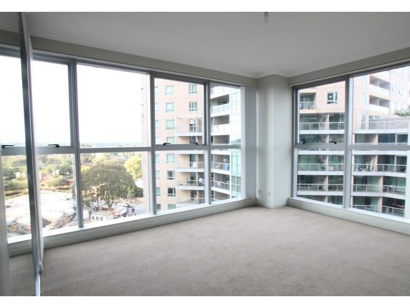 905/2A Help Street, Chatswood NSW 2067