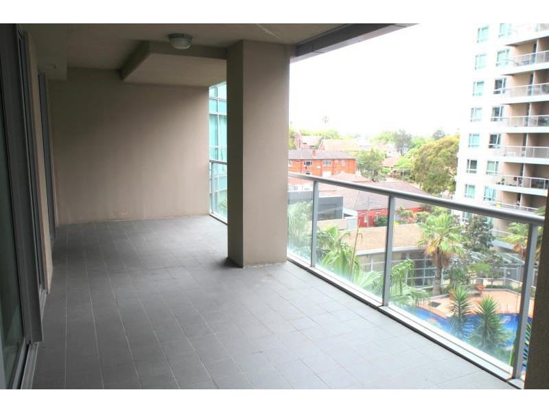 607/2A Help Street, Chatswood NSW 2067