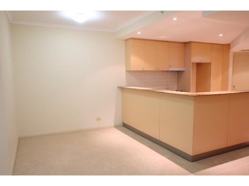 707/2A Help Street, Chatswood NSW 2067