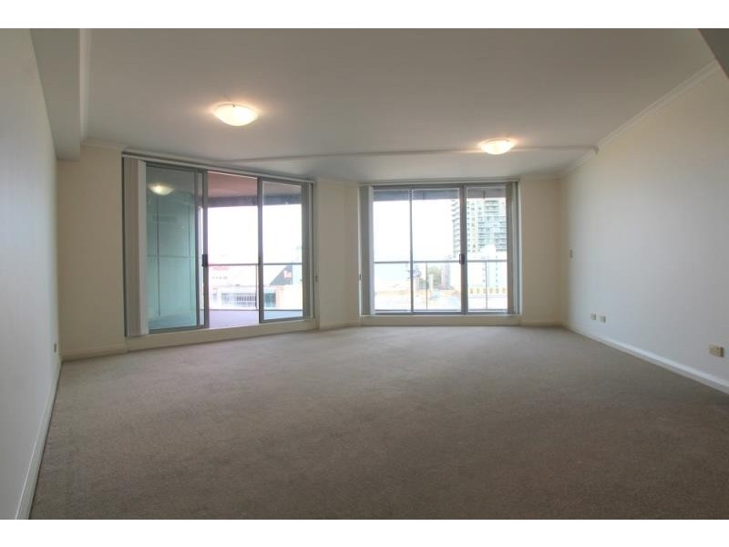 810/2A Help Street, Chatswood NSW 2067