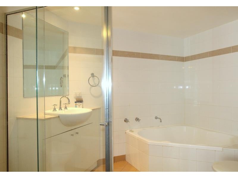 605/2B Help Street, Chatswood NSW 2067