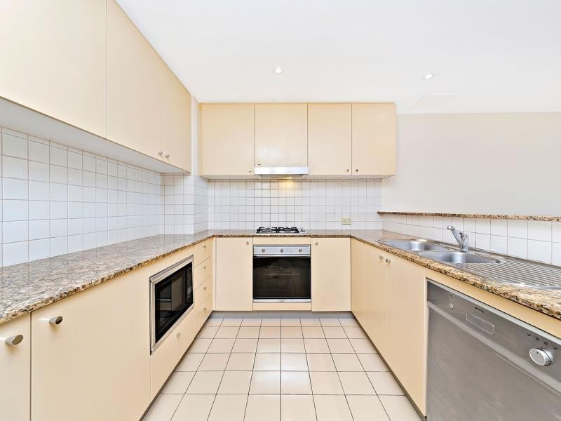 2001/2A Help Street, Chatswood NSW 2067