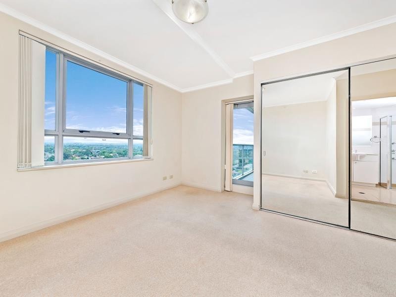 2001/2A Help Street, Chatswood NSW 2067