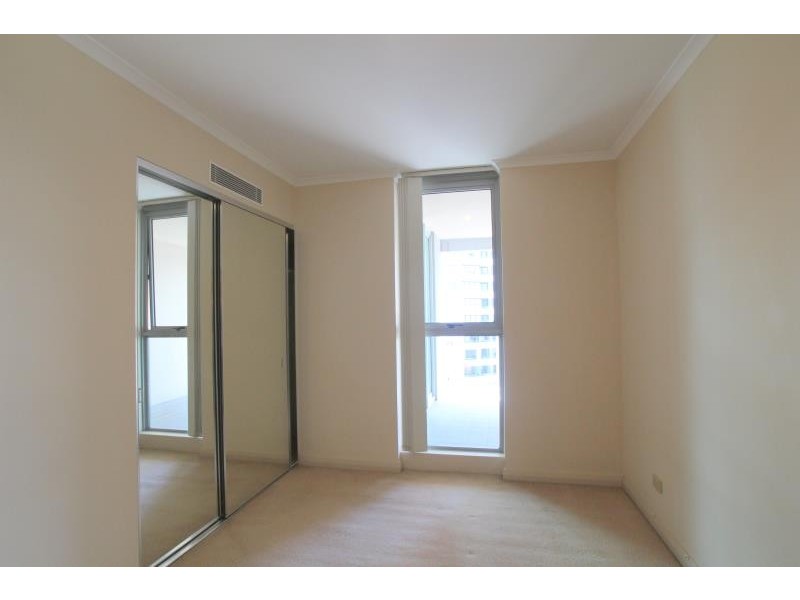 1710/2A Help Street, Chatswood NSW 2067