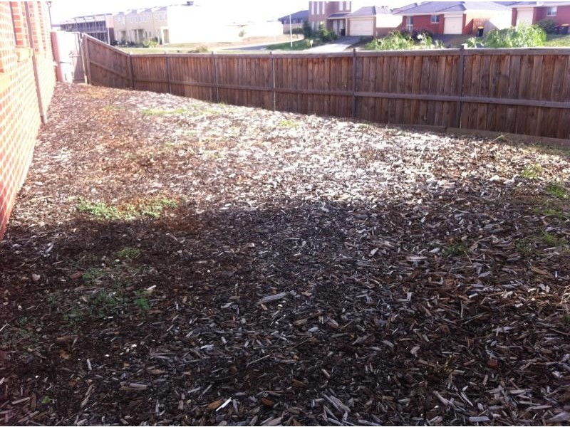 22 Koonawarra Terrace, Melton West VIC 3337