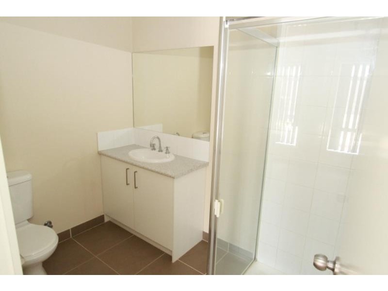 91 Longtree Drive, Melton VIC 3337