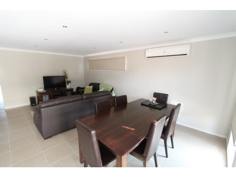 4 Watercress Place, Brookfield VIC 3338