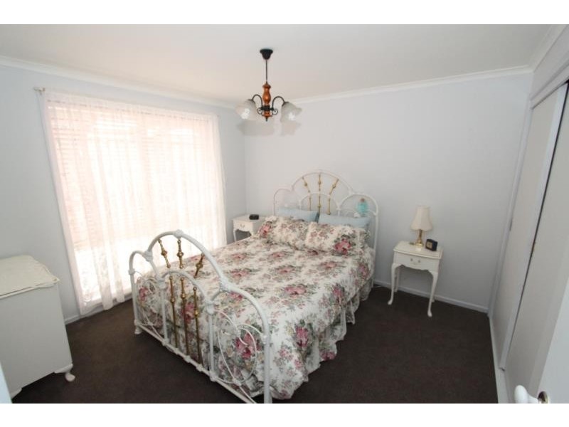 26 Gamalite Drive, Melton VIC 3337