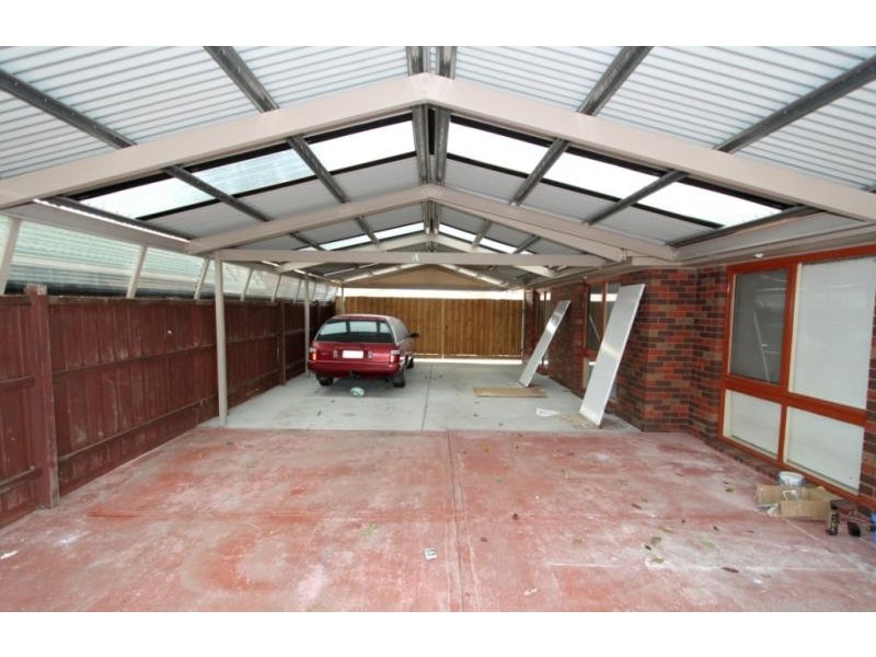 51 Bridgeford Crescent, Melton South VIC 3338