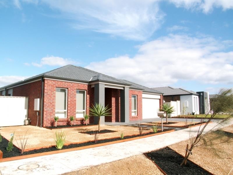 16 Magpie Street, Brookfield VIC 3338