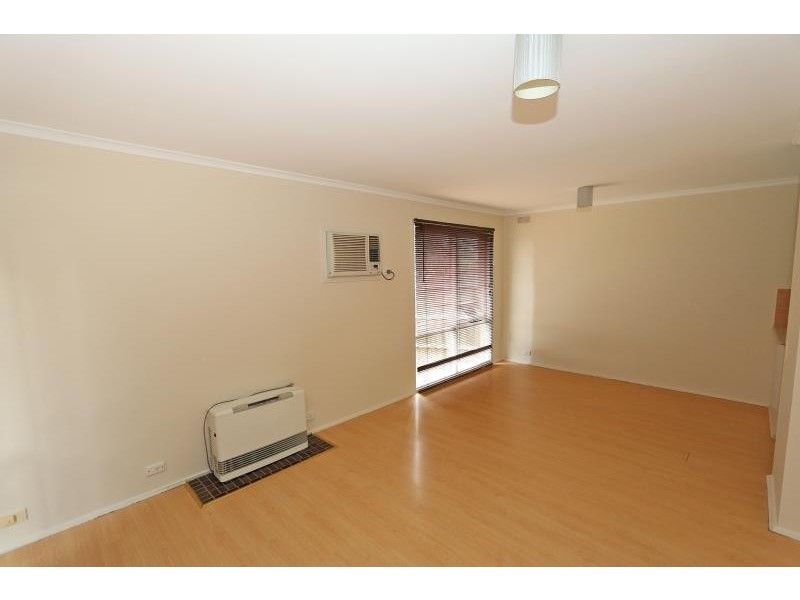 7 Hume Avenue, Melton South VIC 3338