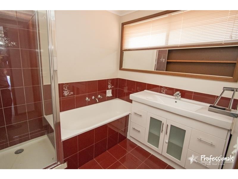 77 Childs Street, Melton South VIC 3338