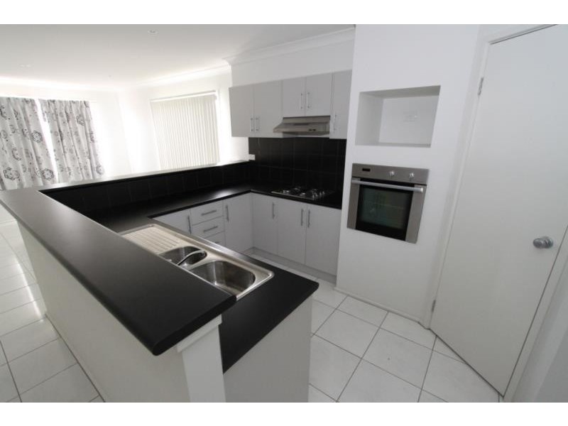 6 Beauview court, Kurunjang VIC 3337