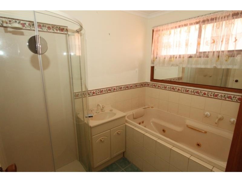 47 Henry Street, Melton VIC 3337