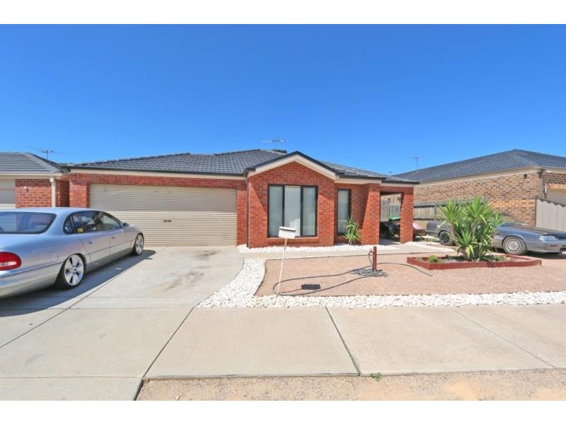 2/1 Drysdale Place, Brookfield VIC 3338