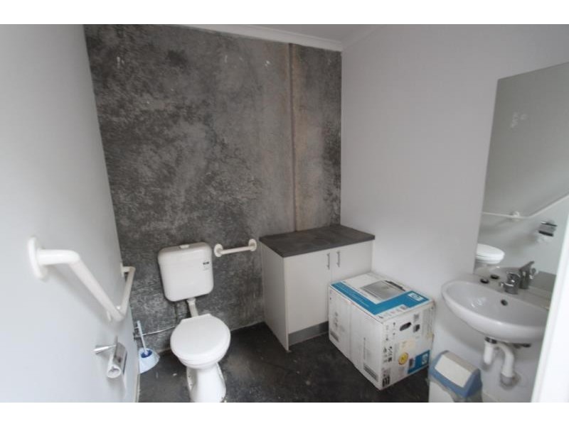 Factory 4/27-29 Fuller Road, Ravenhall VIC 3023