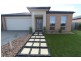 16 Pinrush Road, Brookfield VIC 3338