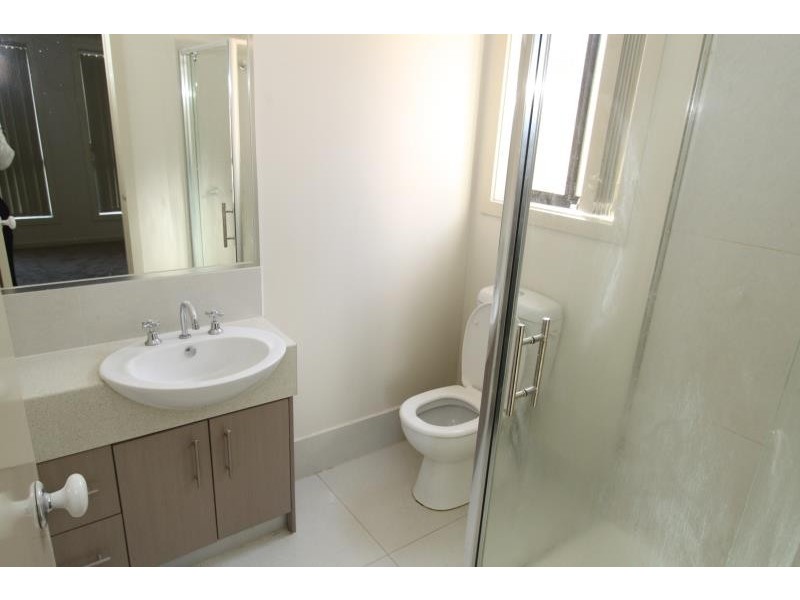 35 Banker street, Kurunjang VIC 3337