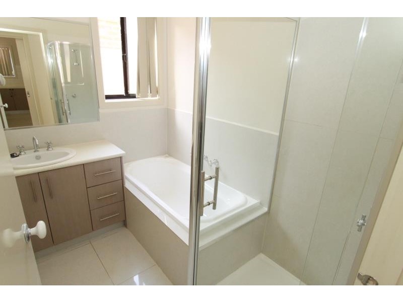 35 Banker street, Kurunjang VIC 3337