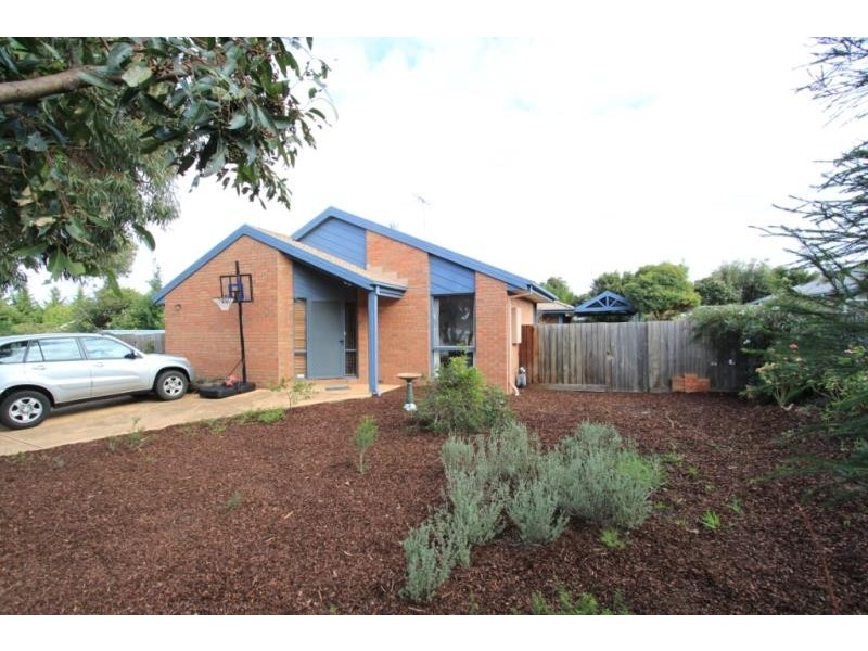 2 Marngo Court, Kurunjang VIC 3337