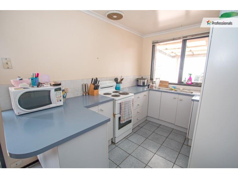 3 Molga Close, Kurunjang VIC 3337