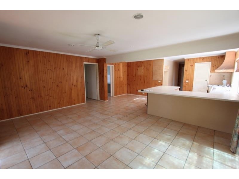 12 Emil Court, Melton VIC 3337