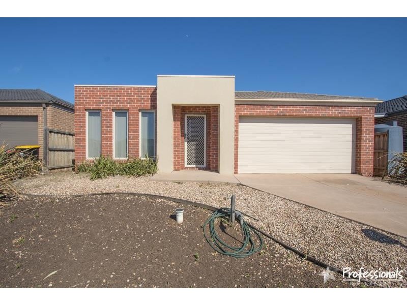 23 Saltbush Crescent, Brookfield VIC 3338